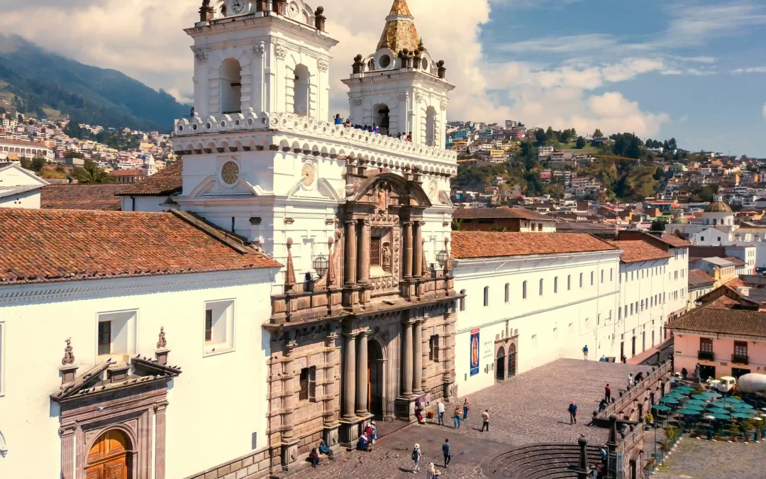 RA-Viajes-Ecuador-Portada